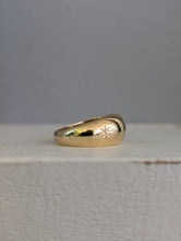 Load image into Gallery viewer, Chunky curved vintage band with teal blue Australian sapphire stars