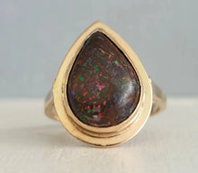 Load image into Gallery viewer, Gorgeous Australia matrix opal 9ct c1930s