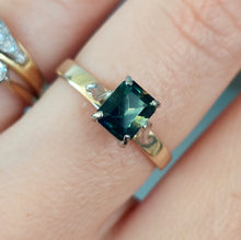 Load image into Gallery viewer, Australian Parti Sapphire 9ct gold ring