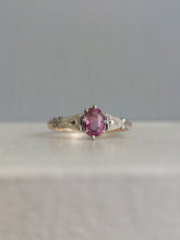 Load image into Gallery viewer, 1930s pink tourmaline ring 9ct gold
