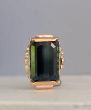 Load image into Gallery viewer, Incredible indicolite tourmaline ring c1940s 14ct
