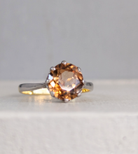 Load image into Gallery viewer, Earthy orange zircon in Art Deco 18ct gold setting

