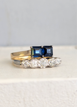 Load image into Gallery viewer, Blue sapphire vintage Australian toi et moi 18ct gold
