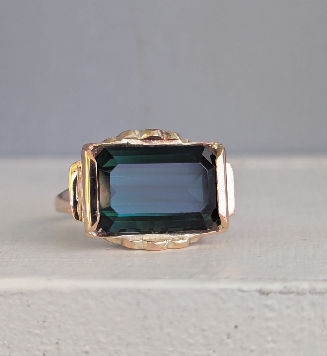 Incredible indicolite tourmaline ring c1940s 14ct