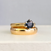 Load image into Gallery viewer, Bright dark blue Australian sapphire in handmade 18ct yellow and white gold
