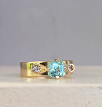 Load image into Gallery viewer, Glowing tourmaline and spinel ring 9ct yellow gold
