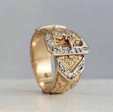 Load image into Gallery viewer, Vintage Engraved Diamond buckle ring 9ct
