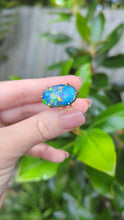Load and play video in Gallery viewer, Impressive vintage opal triplet in 9ct
