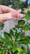 Load and play video in Gallery viewer, Vintage kunzite set in 14k yellow gold
