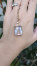 Load and play video in Gallery viewer, Vintage rose quartz gold pendant 9ct
