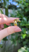Load and play video in Gallery viewer, Serious serpent ring with parti sapphire 14k yellow gold
