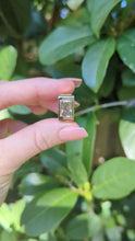 Load and play video in Gallery viewer, German Peach topaz East West 1930s 8ct
