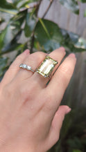 Load and play video in Gallery viewer, Vintage Lemon lime citrine cocktail ring white gold 9ct
