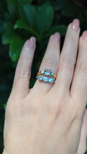 Load and play video in Gallery viewer, Vintage zircon trilogy in 9ct yellow gold
