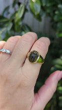 Load and play video in Gallery viewer, Vintage glass scarab beetle signet 9ct yellow gold
