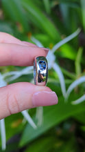 Load and play video in Gallery viewer, Vintage natural blue sapphire 9ct white gold dome band
