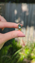 Load and play video in Gallery viewer, Chunky curved vintage band with teal blue Australian sapphire stars
