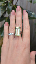 Load and play video in Gallery viewer, Vintage Lemon lime citrine cocktail ring white gold 9ct

