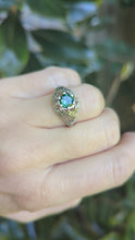 Load and play video in Gallery viewer, c1925 Art deco Green sapphire bombe ring in platinum and 18ct yellow gold
