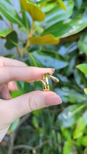 Load and play video in Gallery viewer, Serious serpent ring with parti sapphire 14k yellow gold
