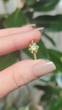 Load and play video in Gallery viewer, Elegant Art deco Australian parti sapphire ring in 15ct yellow gold c1930s
