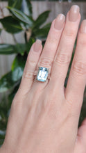 Load and play video in Gallery viewer, Pale blue 8ct aquamarine in chunky vintage silver
