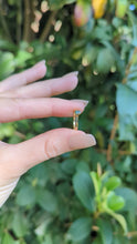 Load and play video in Gallery viewer, Exquisite dainty sculptural Australian green sapphire ring 9ct
