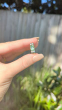 Load and play video in Gallery viewer, Wonderful handmade silver ribbon ring c1940s with mint tourmaline.
