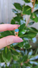 Load and play video in Gallery viewer, Vintage blue zircon 9ct ring
