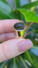 Load and play video in Gallery viewer, Vintage glass scarab beetle signet 9ct yellow gold
