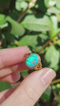 Load and play video in Gallery viewer, Australian Opal doublet c1930s rosey 9ct gold ring
