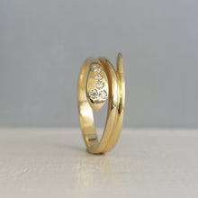 Load image into Gallery viewer, Heavy Vintage Italian Snake ring set with Goshenite 18ct
