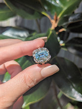 Load image into Gallery viewer, Bright aquamarine in German silver c1930s
