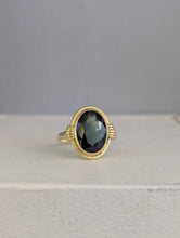 Load image into Gallery viewer, Mid century German Green spinel 14ct yellow gold
