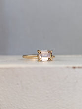 Load image into Gallery viewer, Pink champagne Harts Ranges zircon rectangular cut 9ct yellow gold
