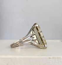 Load image into Gallery viewer, Vintage Lemon lime citrine cocktail ring white gold 9ct
