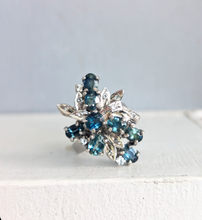 Load image into Gallery viewer, Bright Australian sapphire spray cocktail ring in silver c1970s
