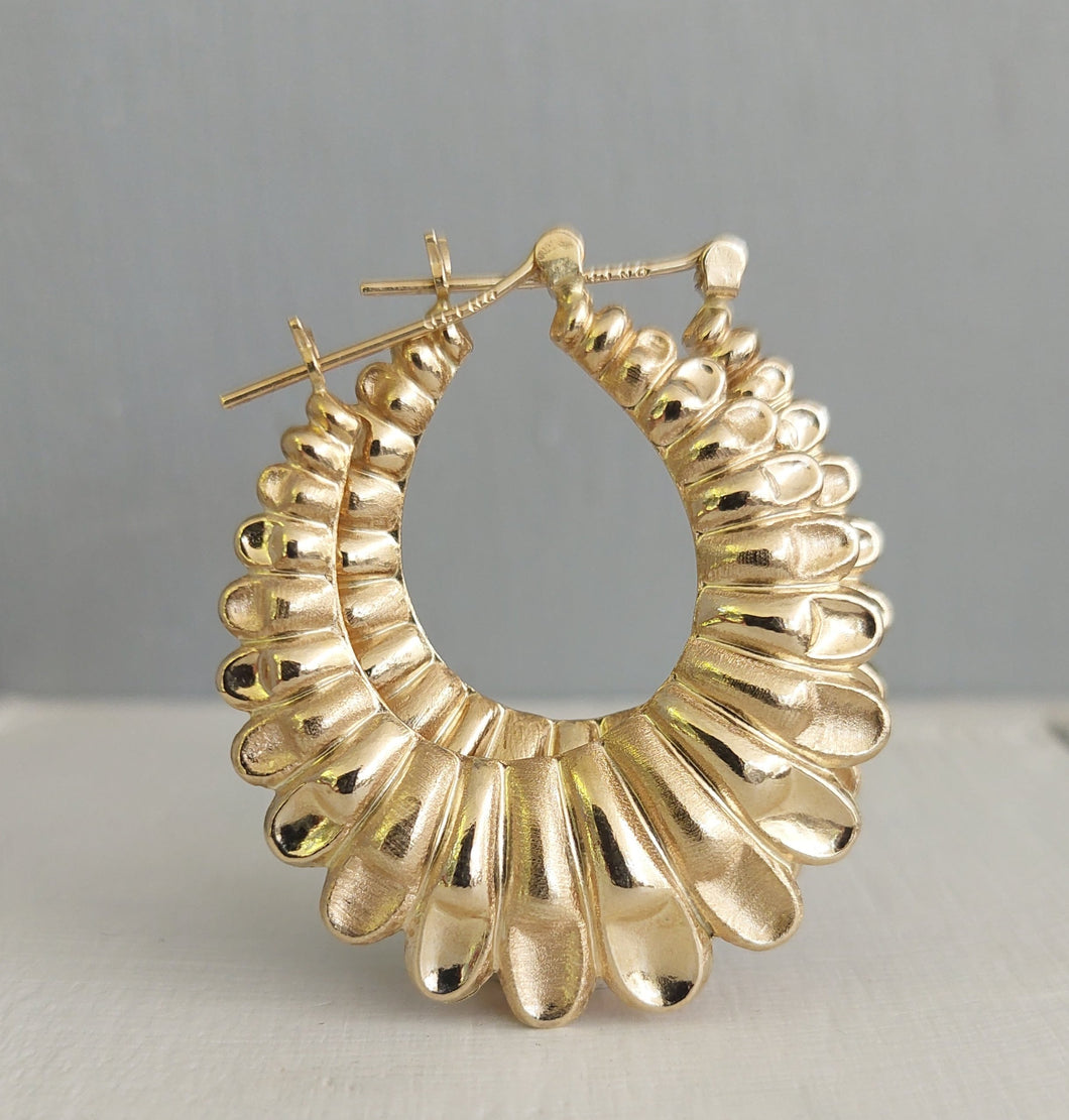 Vintage Scalloped Edged  Hoops 14ct