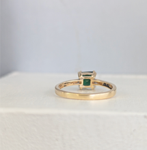 Load image into Gallery viewer, Vintage forest Green tourmaline in 9ct yellow gold setting.
