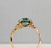 Load image into Gallery viewer, The Aphrodite tourmaline in c1930s rosey 9ct gold setting
