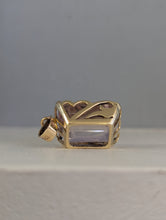 Load image into Gallery viewer, Vintage kunzite set in 14k yellow gold
