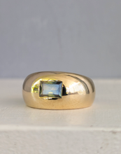 Load image into Gallery viewer, Wide Australian parti sapphire band 9ct yellow gold
