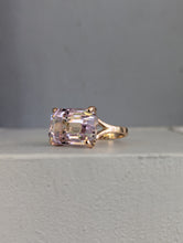 Load image into Gallery viewer, Vintage Russian lavender kunzite ring in rose gold 14ct
