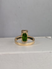 Load image into Gallery viewer, Tantalising vintage tourmaline ring in 14ct yellow gold
