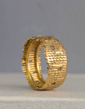 Load image into Gallery viewer, Authentic Andrew Grima 'Sticks &amp; Stones' ring 18ct yellow gold c1976
