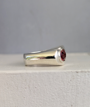 Load image into Gallery viewer, Italian modernist sterling silver tourmaline ring c1980s
