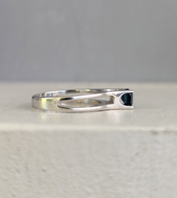 Load image into Gallery viewer, Brilliant blue Australian sapphire in an high artful 9ct white gold ring
