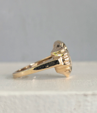 Load image into Gallery viewer, Aphrodite 1930s East West seashell sapphire ring
