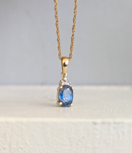 Load image into Gallery viewer, Bright natural blue sapphire in vintage 9ct yellow gold pendant
