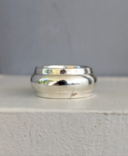 Load image into Gallery viewer, Thick tourmaline donut band vintage sterling silver 
